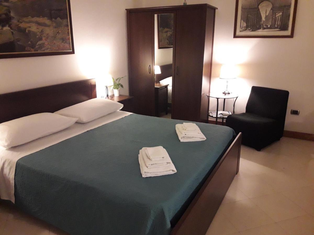 Guest Room Via Dei Passeri Cagliari Bagian luar foto