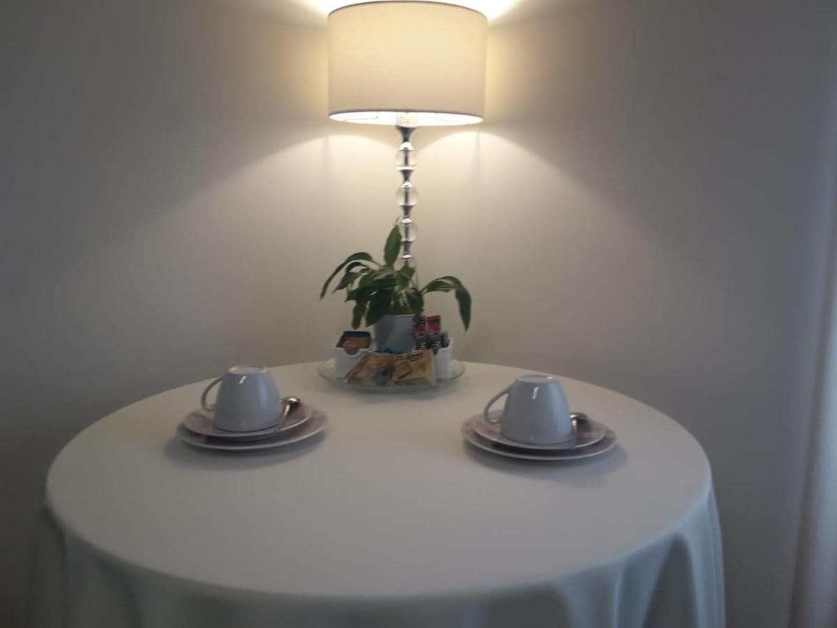 Guest Room Via Dei Passeri Cagliari Bagian luar foto